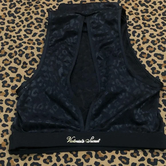 Victoria Secret Mesh cheetah print bra size Xtra-small *XS* - Picture 7 of 9